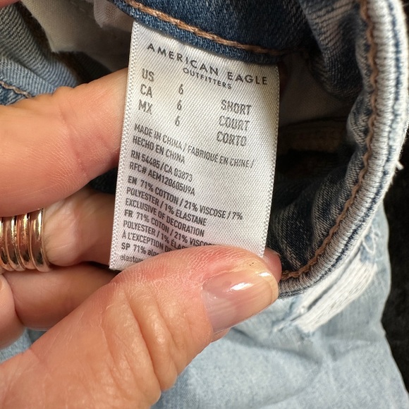 🦅 American Eagle Next Level High Rise Stretch Size 6 Short - Picture 5 of 6